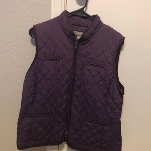 2 Croft and Barrow puffy vests size L